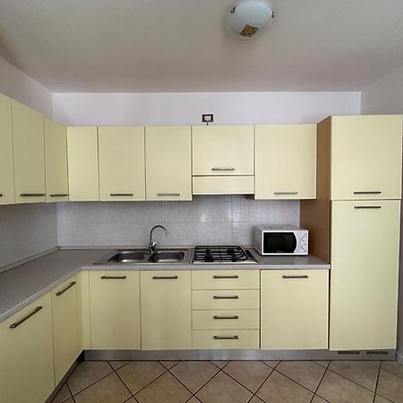 Residence Stefania Appartamenti Piano Terra - Agenzia Cocal 卡奥莱 外观 照片