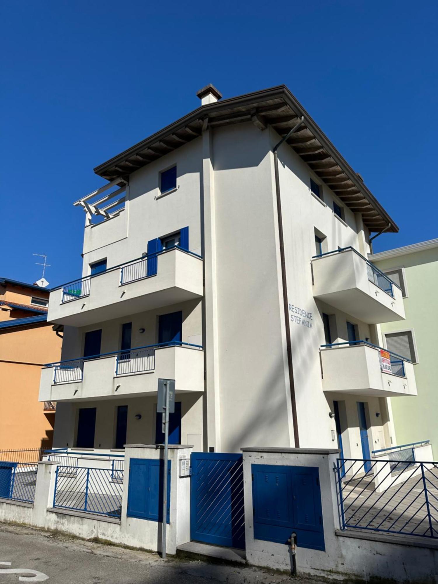 Residence Stefania Appartamenti Piano Terra - Agenzia Cocal 卡奥莱 外观 照片