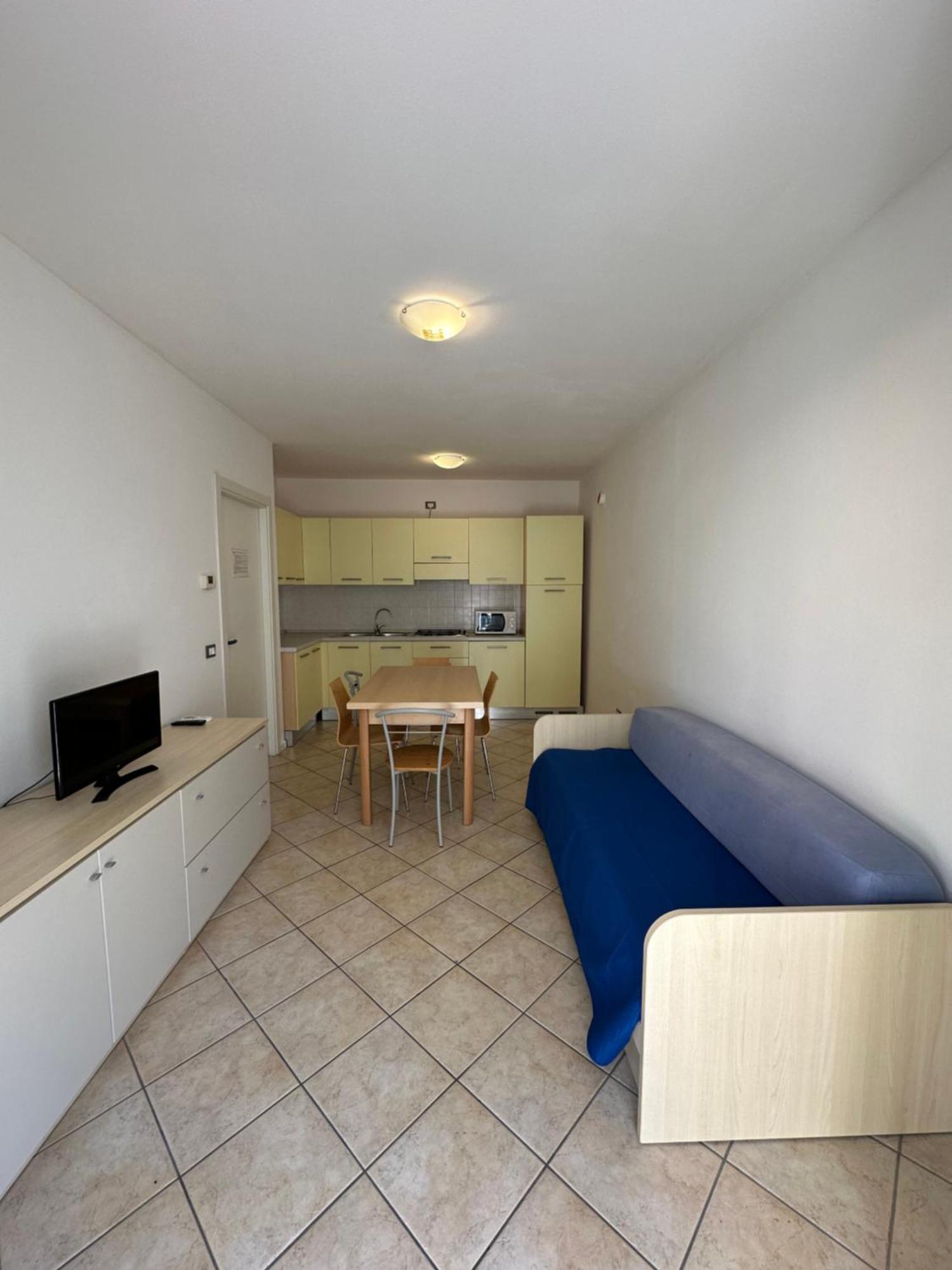Residence Stefania Appartamenti Piano Terra - Agenzia Cocal 卡奥莱 外观 照片